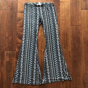 Full tilt flare patterned pants/leggings